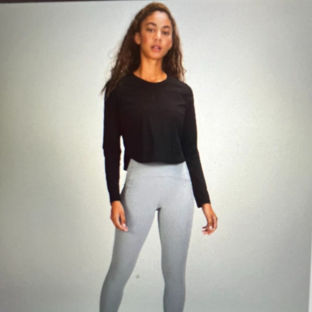 Lululemon Crew neck UV long sleeve shirt - Black Size 10